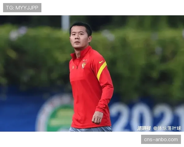 特写:时隔三年重回越秀山,广州队老将黄博文首发登场