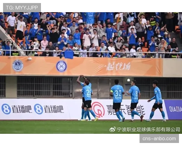 半场战报:浙江队1-0领先梅州客家,外援莱昂纳多凌空抽射破门